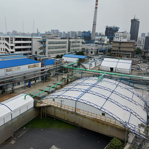 Covering of membrane cloth for sewage treatment tanks in pharmaceutical and chemical plants